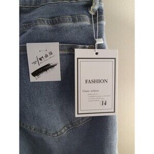 Nwt Fashion Women's Jeans Size 14